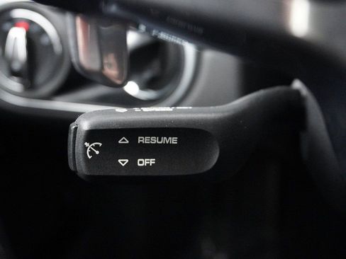 Used 2023 Porsche 718 Boxster S w/ Sport Chrono Package image 38