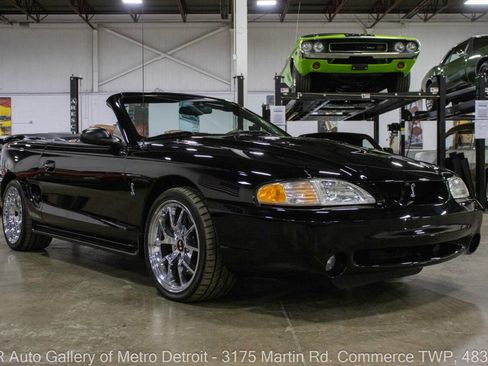 Used 1996 Ford Mustang Cobra RWD image 11