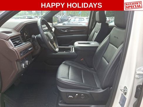 Used 2021 GMC Yukon Denali image 15