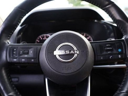 Certified 2025 Nissan Pathfinder SL w/ SL Premium Package FWD image 13