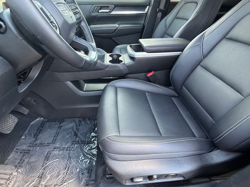 Used 2026 GMC Terrain Elevation w/ Elevation Premium Package AWD/4WD image 13