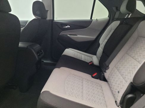 Used 2024 Chevrolet Equinox LS w/ LS Convenience Package AWD/4WD image 18