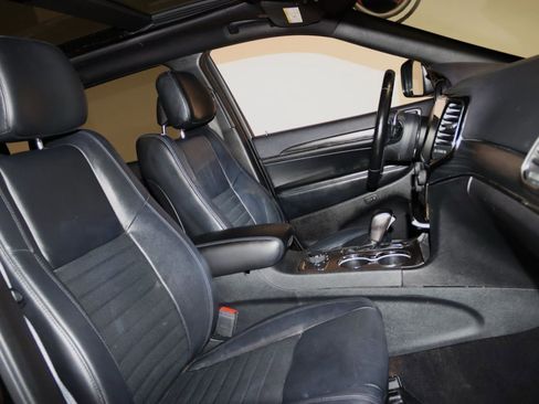 Used 2020 Jeep Grand Cherokee Limited X image 60