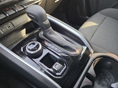 Used 2024 Chevrolet Colorado Trail Boss AWD/4WD image 34