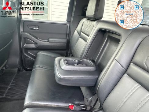 Used 2022 Nissan Frontier PRO-4X AWD/4WD image 38