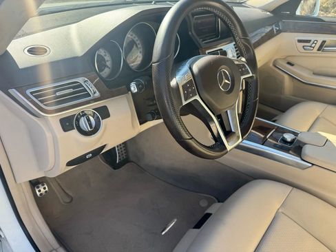 Used 2014 Mercedes-Benz E 350 4MATIC Sedan image 16