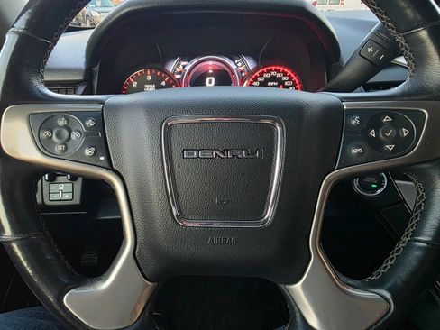 Used 2015 GMC Yukon XL Denali w/ Premium Package AWD/4WD image 15