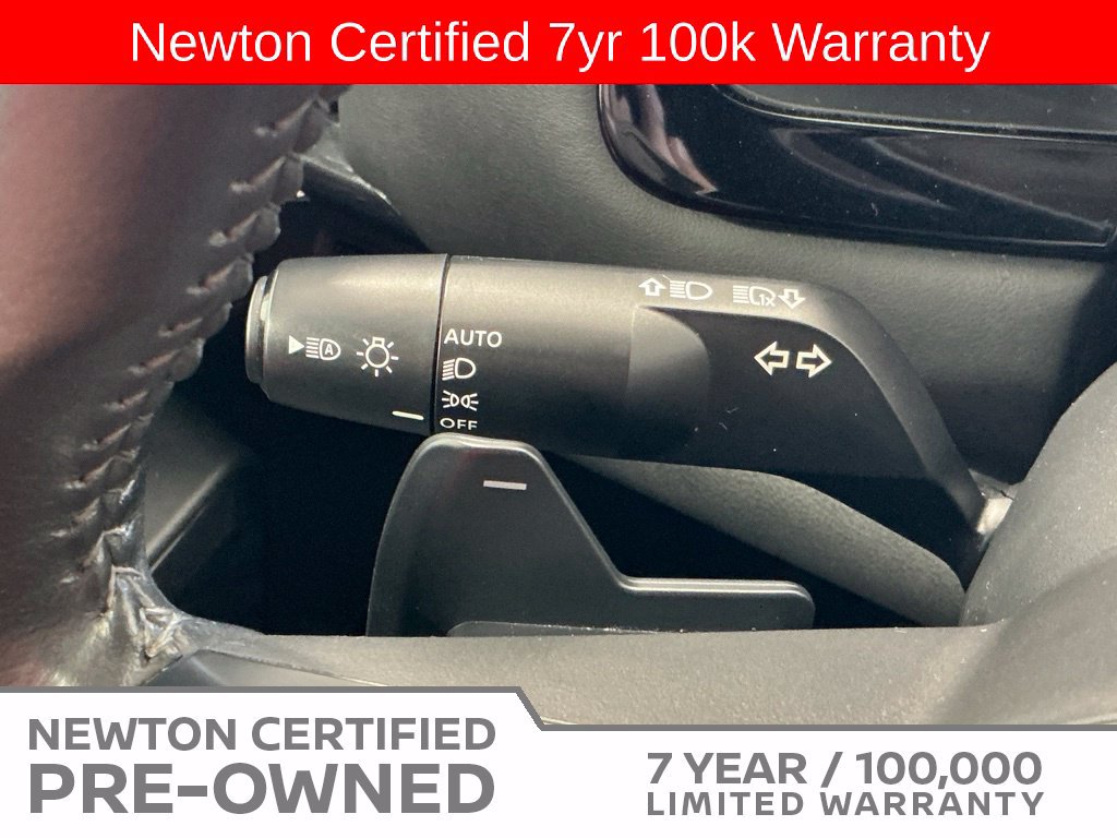 Used 2024 Nissan Pathfinder SV FWD image 32