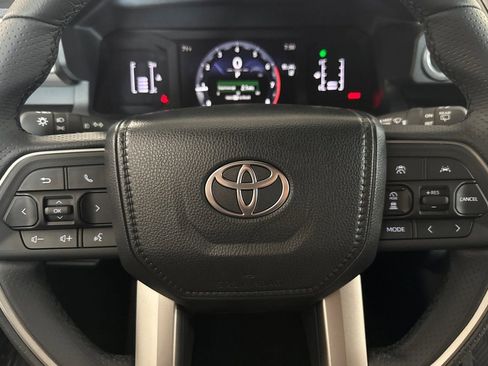 New 2026 Toyota 4Runner SR5 image 27