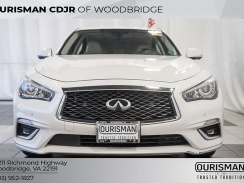 Used 2020 INFINITI Q50 Luxe w/ Essential Package (3.0T Luxe) AWD/4WD image 2