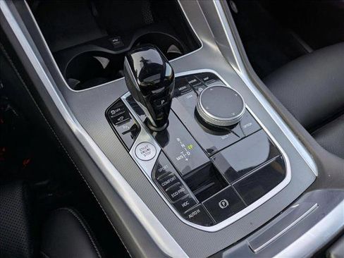 Certified 2023 BMW X6 xDrive40i w/ Premium Package image 12