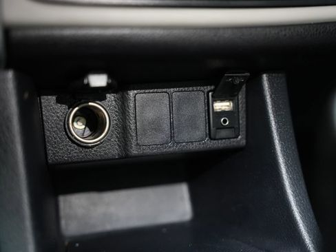 Used 2019 Toyota Corolla LE w/ Carpet Mat Package (TMS) image 23