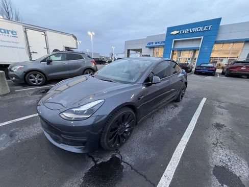 Used 2022 Tesla Model 3 Performance image 21