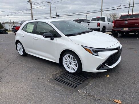 New 2026 Toyota Corolla SE image 8