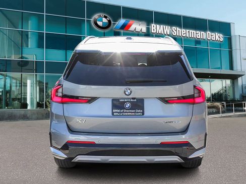 Certified 2023 BMW X1 xDrive28i image 5