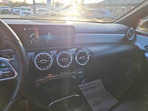 Used 2021 Mercedes-Benz A 220 image 26