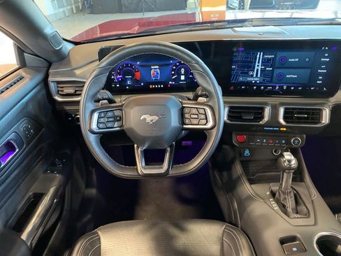 Used 2024 Ford Mustang GT Premium image 18