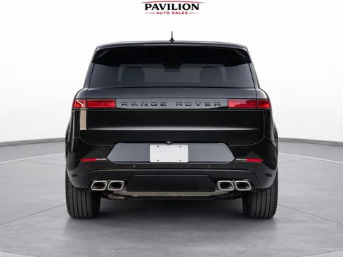 Used 2023 Land Rover Range Rover Sport First Edition image 8