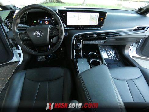 Used 2022 Toyota Mirai w/ Advanced Technology Package RWD image 24