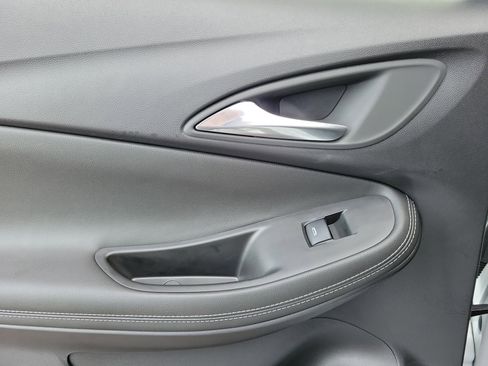 Used 2025 Buick Encore GX Preferred w/ Comfort Package image 12