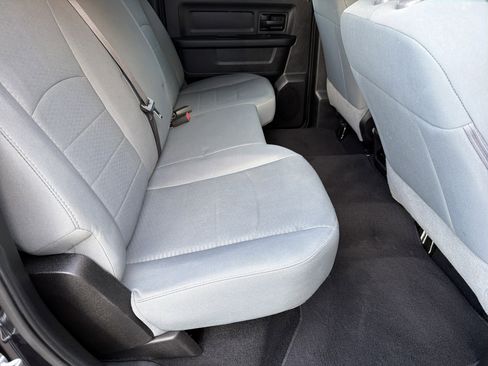 Used 2019 RAM 1500 Express w/ Express Value Package image 16