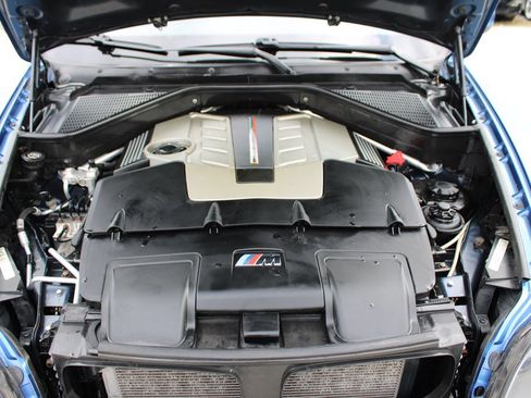 Used 2010 BMW X5 M image 42