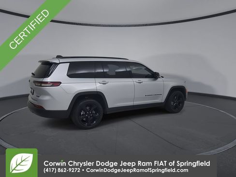 Used 2023 Jeep Grand Cherokee L Limited w/ Black Appearance Package AWD/4WD image 14