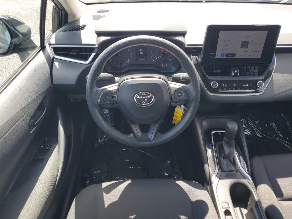 Used 2024 Toyota Corolla LE FWD image 25
