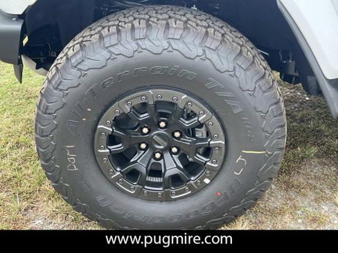 New 2025 Ford Bronco Raptor image 11