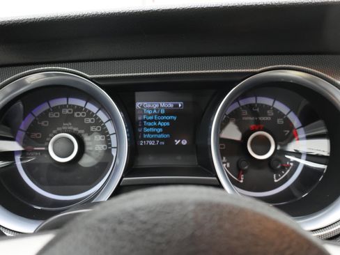 Used 2014 Ford Mustang Shelby GT500 w/ Equipment Group 821A image 10