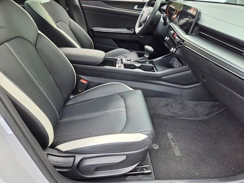 Used 2025 Kia K5 GT-Line w/ GT-Line Premium Package FWD image 18