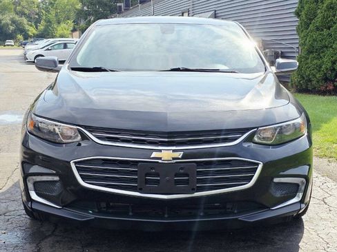 Used 2017 Chevrolet Malibu LT FWD image 9