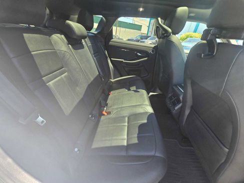 Used 2026 Land Rover Range Rover Evoque Dynamic SE AWD/4WD image 12