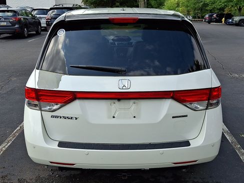 Used 2015 Honda Odyssey Touring image 5