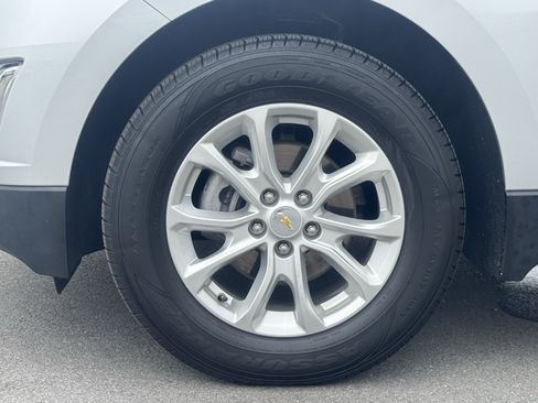 Used 2018 Chevrolet Equinox LT AWD/4WD image 11