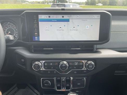 New 2025 Jeep Wrangler Sport S image 21