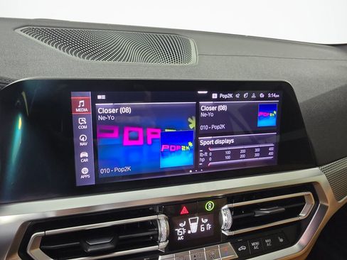 Used 2021 BMW M440i Convertible w/ Premium Package RWD image 31