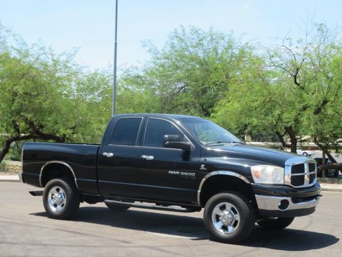 Used 2006 Dodge Ram 2500 Truck SLT w/ Quad Cab Big Horn Value Group AWD/4WD image 4