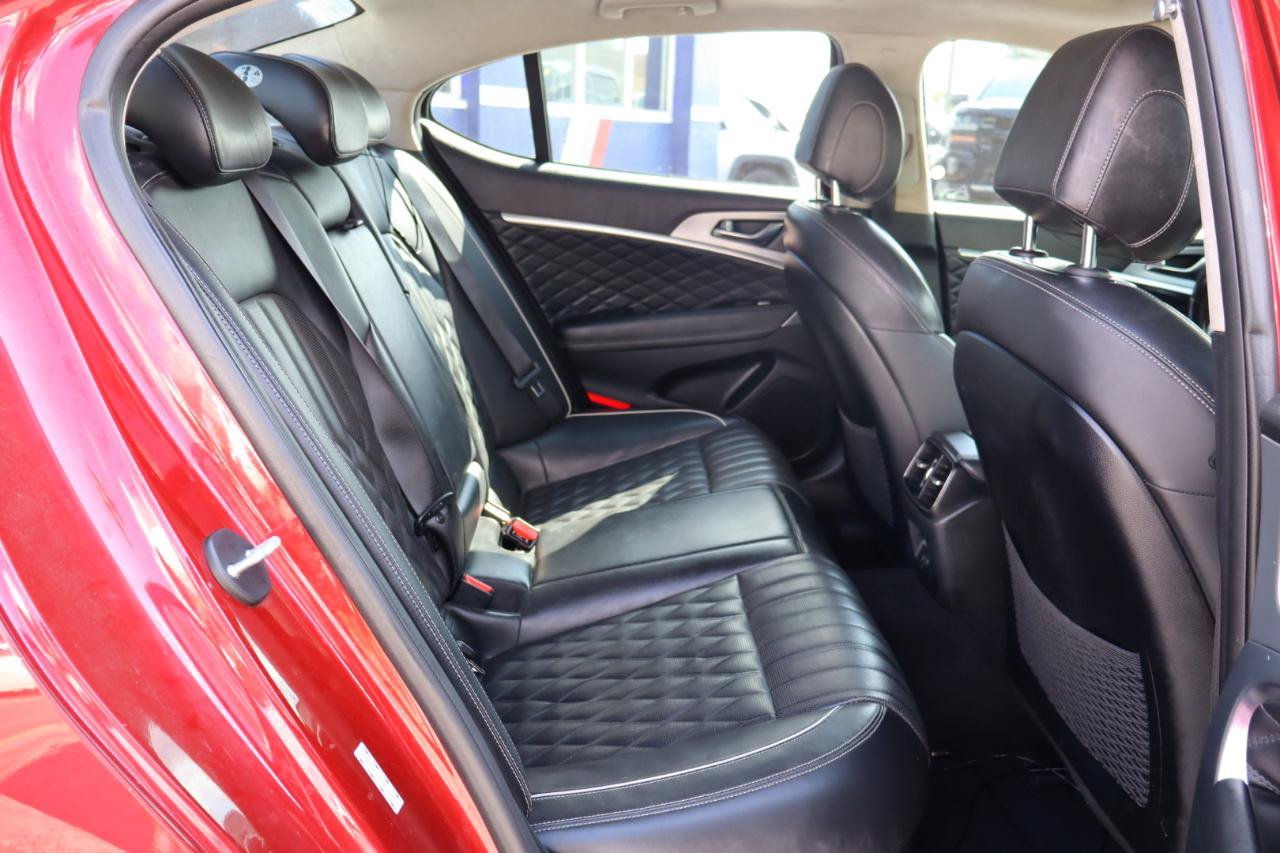 Used 2019 Genesis G70 2.0T Advanced w/ Prestige Package AWD/4WD image 21