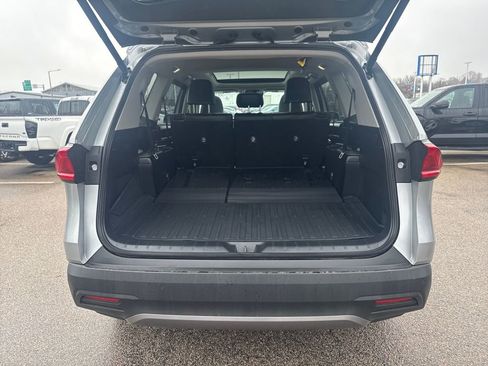 Used 2024 Toyota Grand Highlander Limited image 7