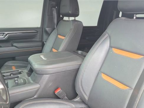 Used 2025 GMC Sierra 2500 AT4 w/ Technology Package image 33