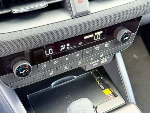 New 2026 Subaru Outback Premium image 34