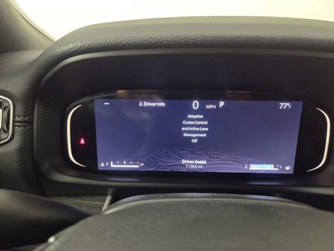 Certified 2024 Jeep Wagoneer L Series II w/ Flexible Seating Group image 15