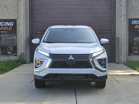 Used 2025 Mitsubishi Eclipse Cross SE AWD/4WD image 2