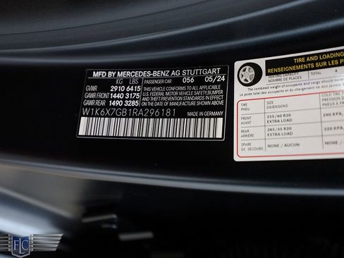 Used 2024 Mercedes-Benz Maybach S 580 4MATIC image 62