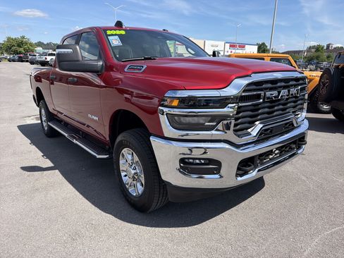 Used 2026 RAM 2500 Big Horn AWD/4WD image 3