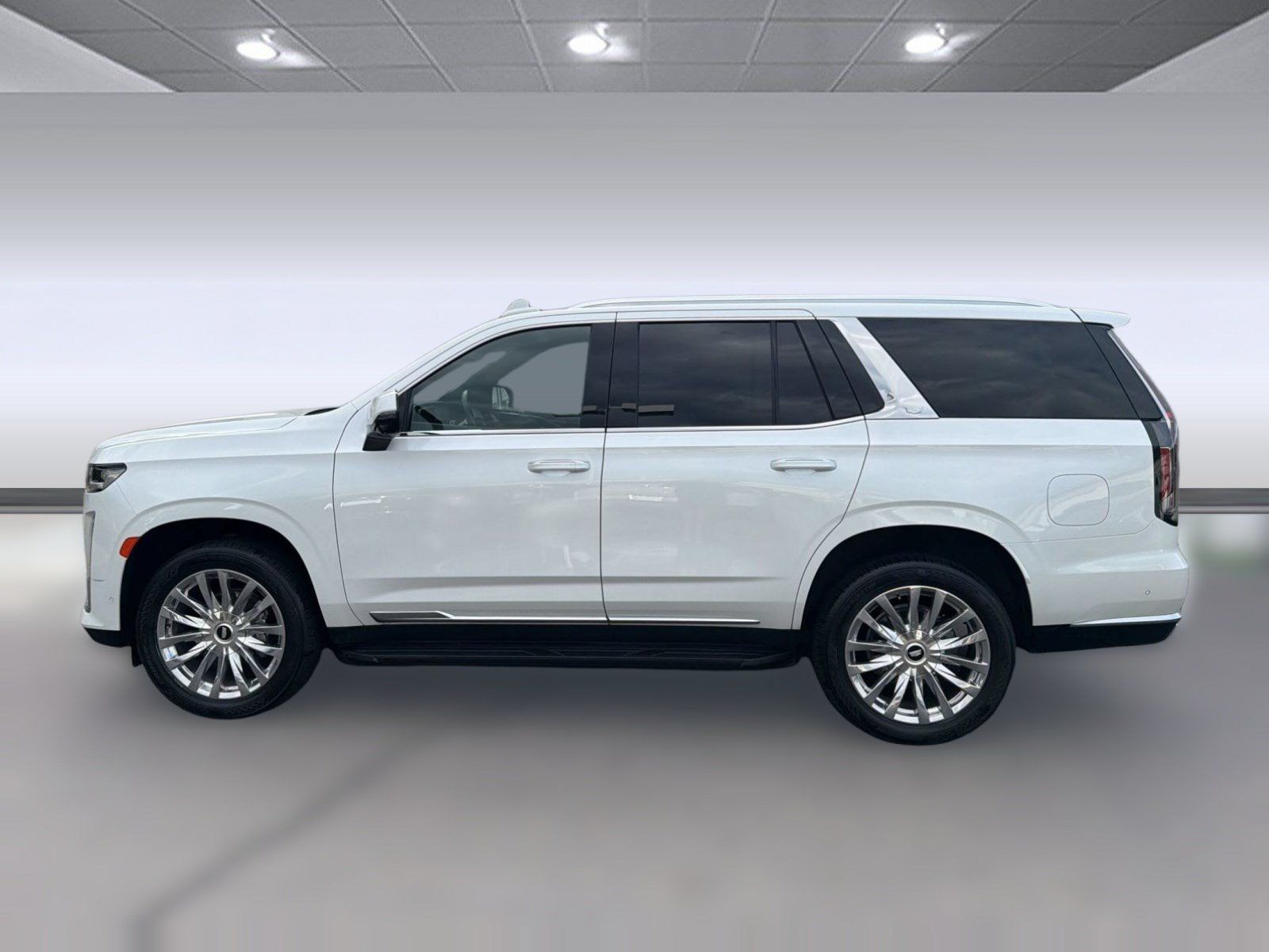 Used 2024 Cadillac Escalade Premium Luxury w/ Performance Package AWD/4WD image 2