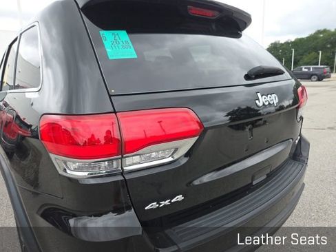Used 2018 Jeep Grand Cherokee Laredo AWD/4WD image 6
