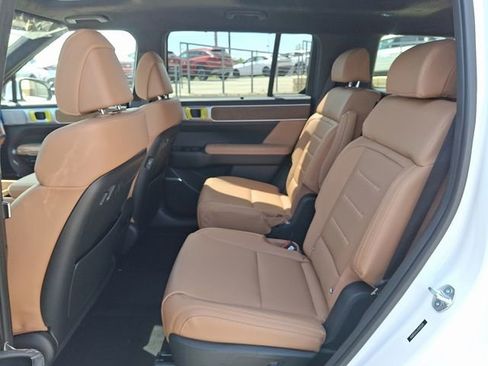 New 2026 Hyundai Santa Fe Calligraphy AWD/4WD image 10