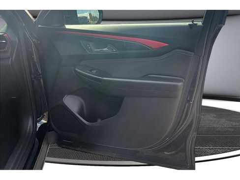 Used 2024 Chevrolet TrailBlazer RS AWD/4WD image 47